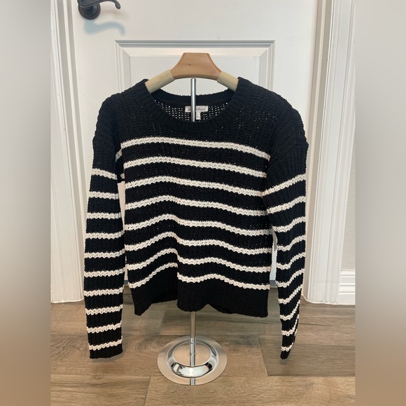 Black and white chenille sweater - Picture 2 of 7